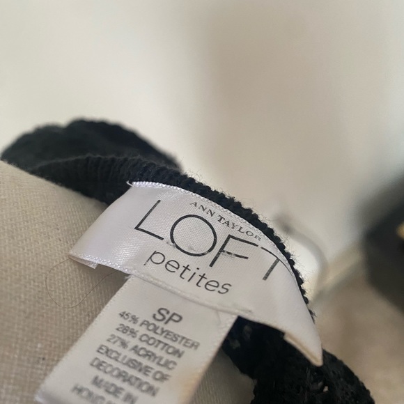 Anne Taylor Loft top size SP - Picture 2 of 3